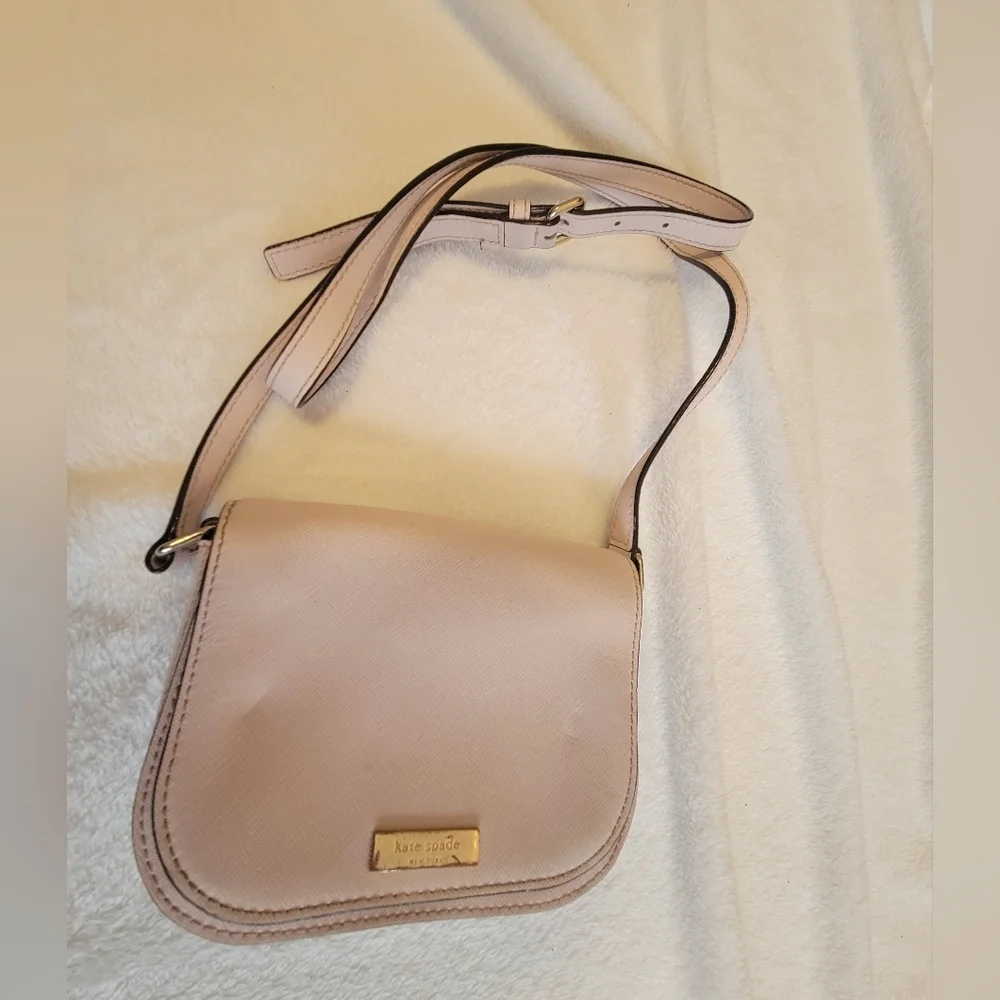 Kate Spade New York Blush Pink Crossbody Bag Saffiano Leather Minimalist
